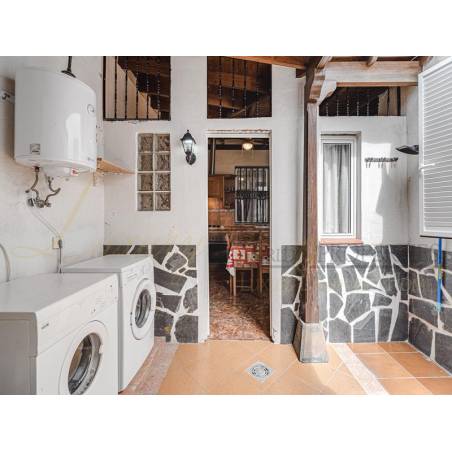 Sprzedaż - Nieruchomości - Dom / Apartament - Calle El Morro 1