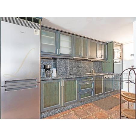 Sprzedaż - Nieruchomości - Dom / Apartament - Avenida Rafael Puig Lluvina 1