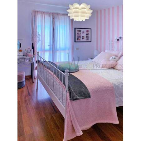 Sprzedaż - Nieruchomości - Dom / Apartament - Avenida Principe Pelinor 1