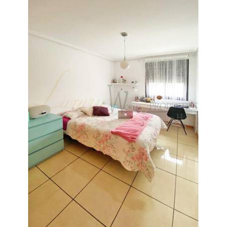 Sprzedaż - Nieruchomości - Dom / Apartament - Calle la Botavara 1