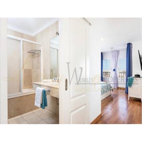 Sprzedaż - Nieruchomości - Dom / Apartament - Madroñal 4