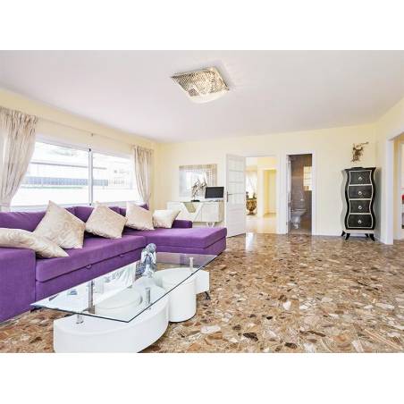 Sprzedaż - Nieruchomości - Dom / Apartament - Playa de las Americas 1