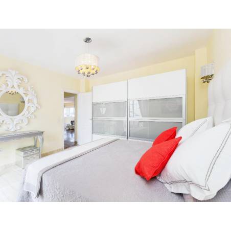 Sprzedaż - Nieruchomości - Dom / Apartament - Playa de las Americas 1