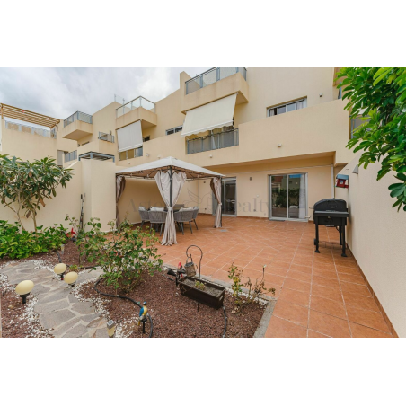 Sprzedaż - Nieruchomości - Townhouse - Puerto Santiago, Santiago del Teide 1